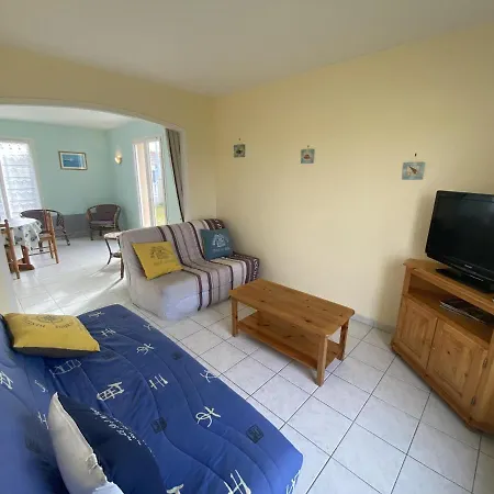 Lumineuse Avec Jardin, à 500m De La Et Proche Du Centre - - Fr-1-709-51 Casa de Férias Fouras