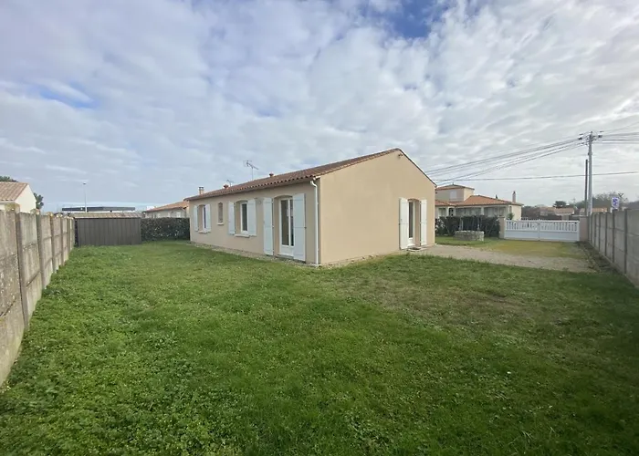 Récente De Plain-pied à Fouras, Proche - Fr-1-709-51 Сasa de vacaciones