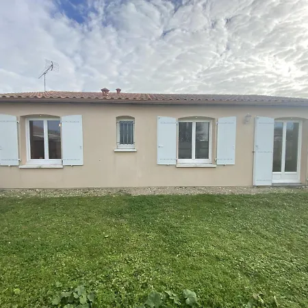 Recente De Plain-pied A Fouras, Proche - Fr-1-709-51 *