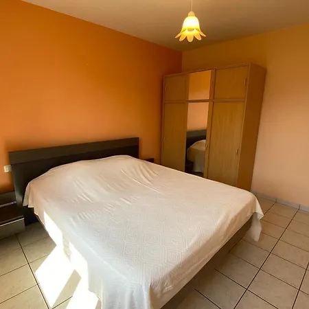 Recente De Plain-pied A Fouras, Proche - Fr-1-709-51 Ferienhaus