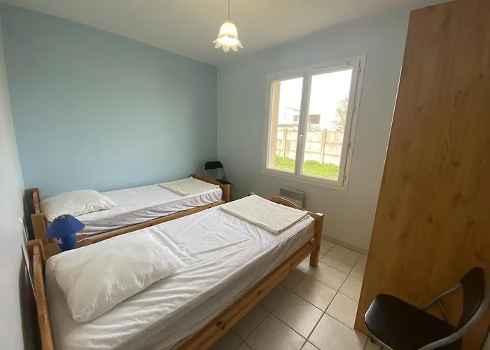 Recente De Plain-pied A Fouras, Proche - Fr-1-709-51